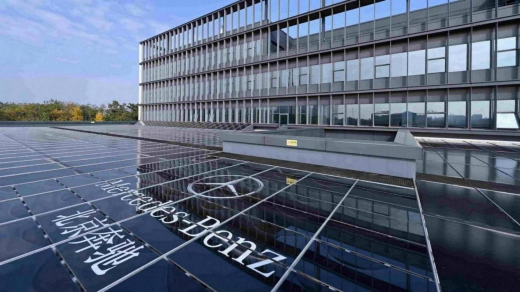 全新純電CLA上市 奔馳佟歐福:以“奔馳標準”推進可持續發展不懼競爭