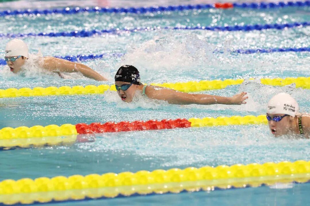 刷新亞洲紀(jì)錄!13歲“小孩姐”于子迪摘金!