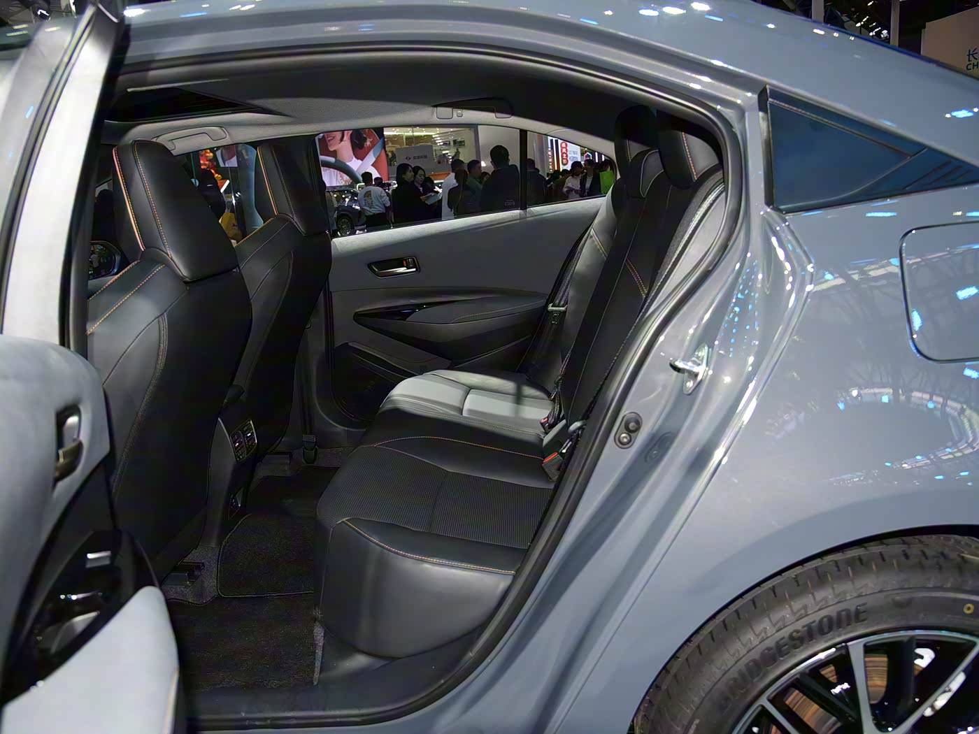 新款豐田卡羅拉正式亮相!外觀造型更運動,全系標配輔助駕駛