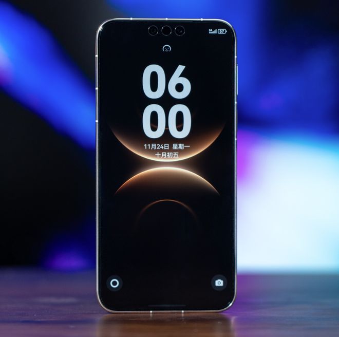 2025旗艦手機(jī)信號(hào)大揭秘:華為獨(dú)占鰲頭,小米僅排第九!